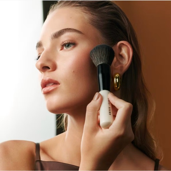 Bobbi Brown Powder Blush in Nectar Brand New in Box - Picture 6 of 14